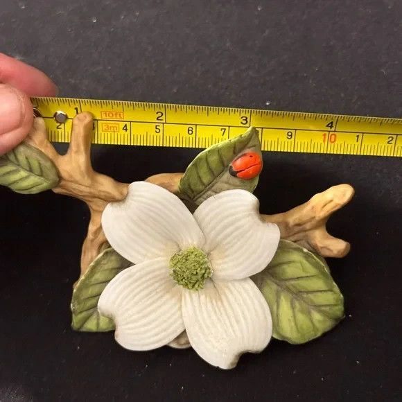 Vintage 1985 Lefton Floral Ceramic Art Piece W/White Flower/Green Leaves 4X2X2 - Picture 7 of 9